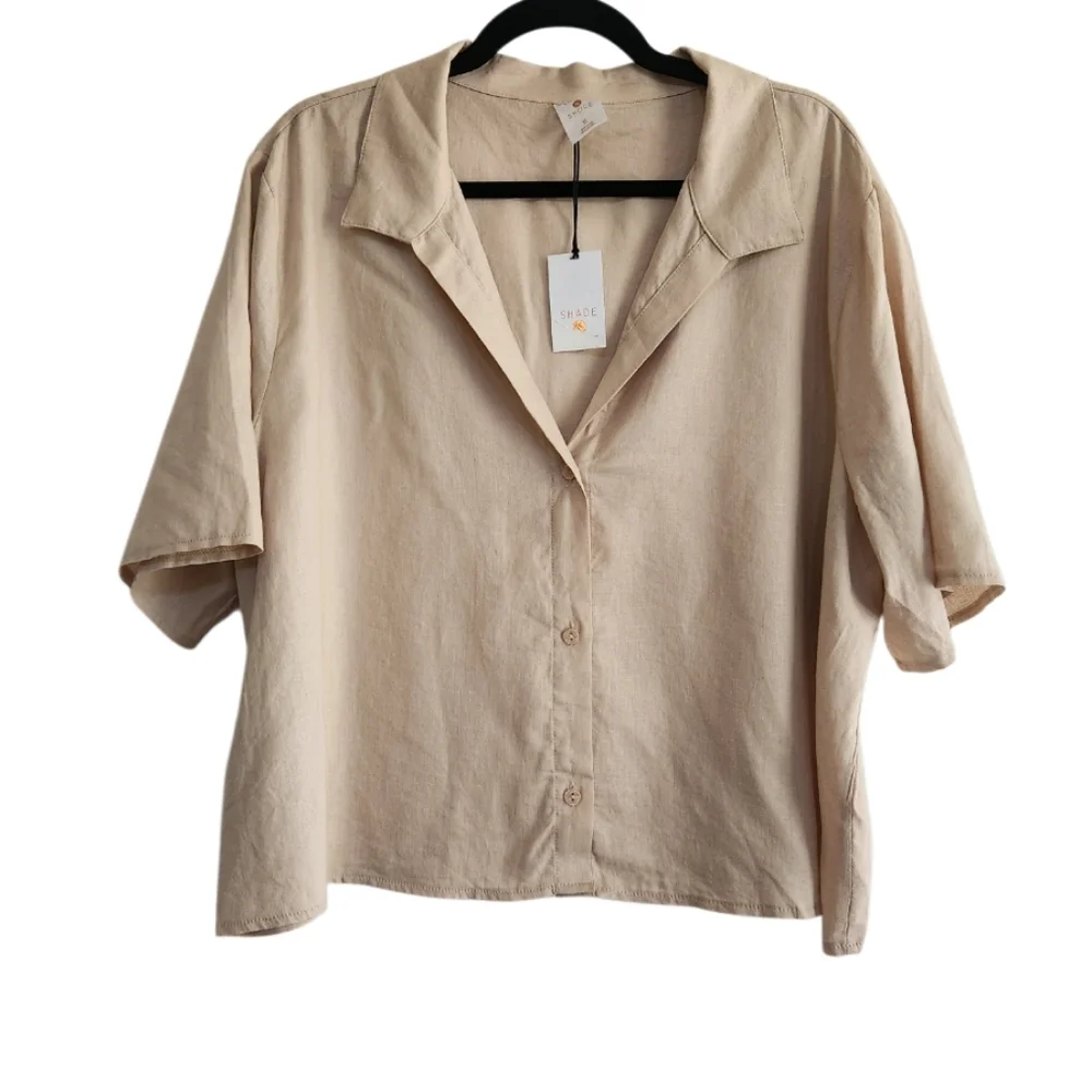 BEIGE LINEN BLEND BUTTON DOWN SHORT SLEEVE TOP SZ LARGE NWT